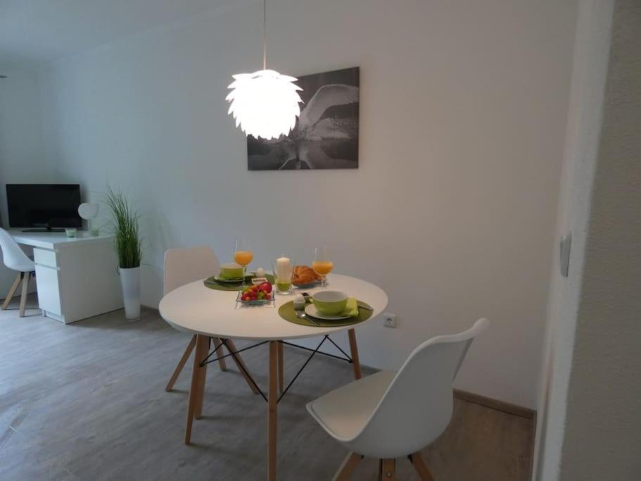 Ruhiges Garten-Studio Chiara Gstadt Laeufers Chiemsee Holiday Home Gstadt am Chiemsee Dış mekan fotoğraf